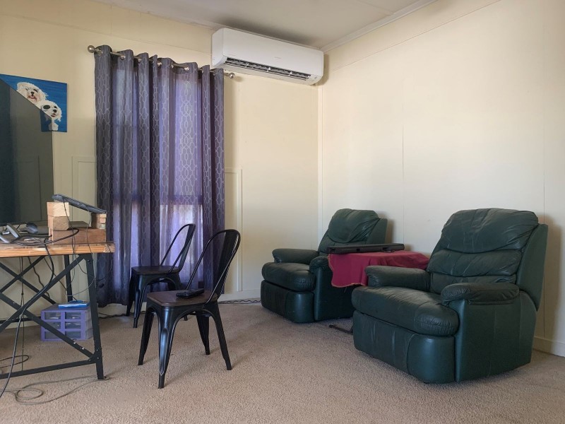 33 Evans Avenue, Seaforth QLD 4741