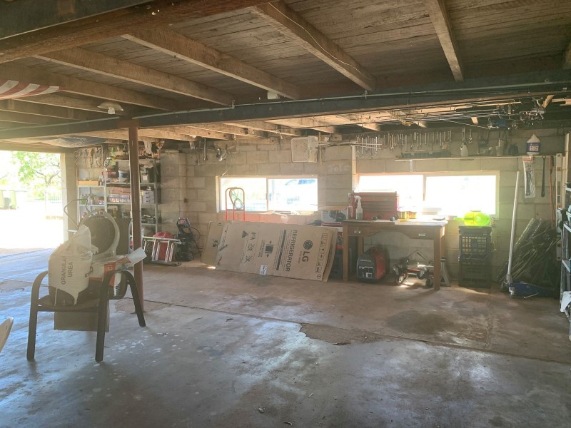 33 Evans Avenue, Seaforth QLD 4741