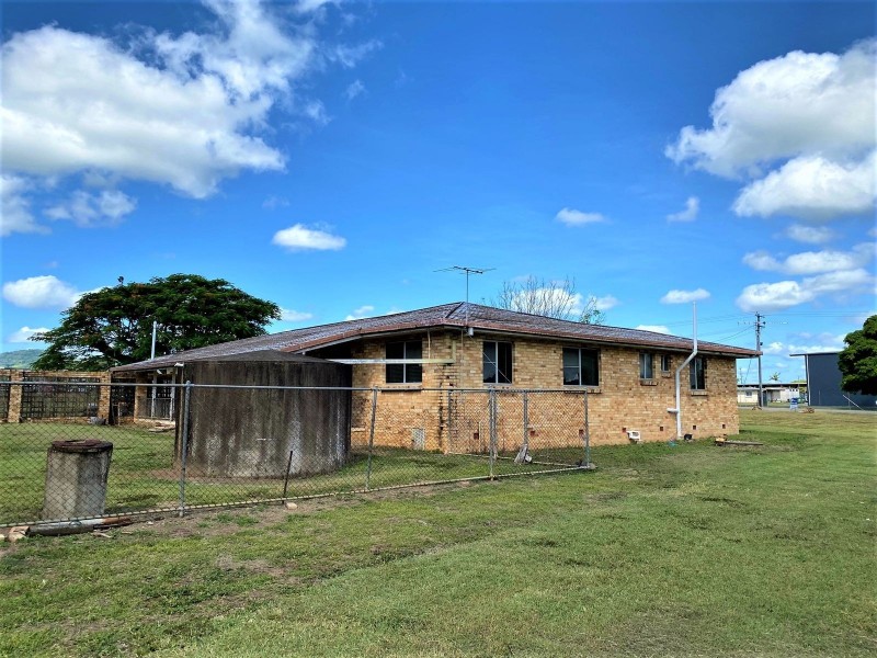 126 Sarina Beach Road, Sarina QLD 4737