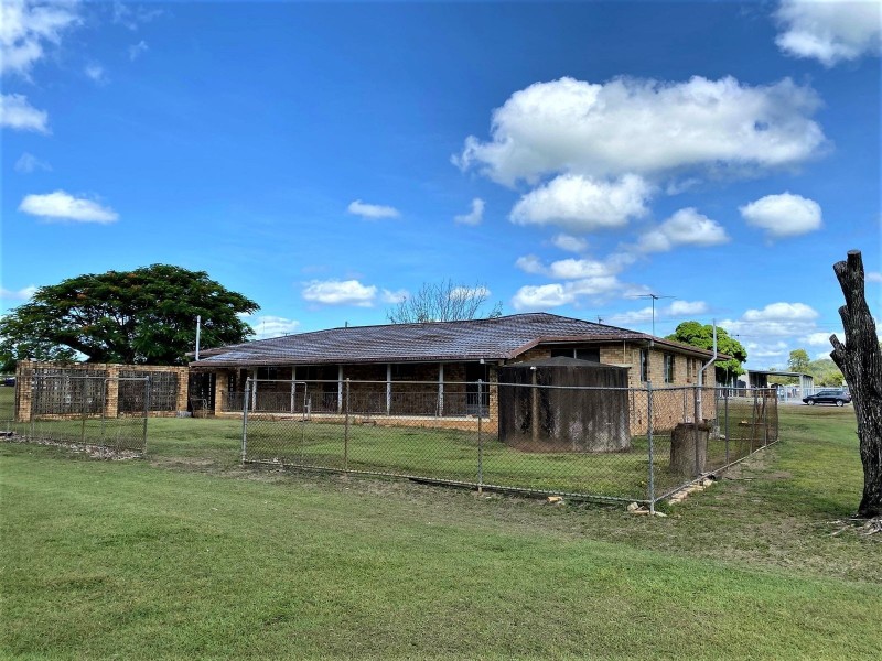 126 Sarina Beach Road, Sarina QLD 4737