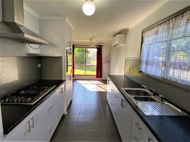 11 Manon Street, Armstrong Beach QLD 4737