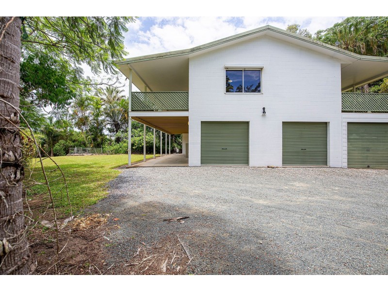 382 Cape Hillsborough Road, Ball Bay QLD 4741