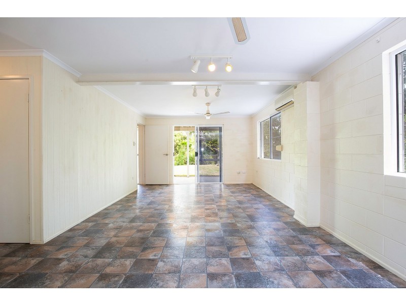 382 Cape Hillsborough Road, Ball Bay QLD 4741