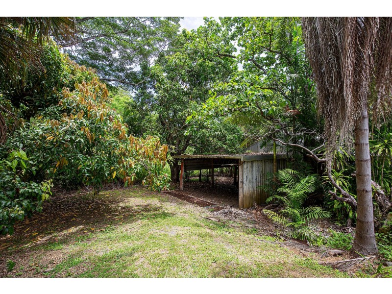 382 Cape Hillsborough Road, Ball Bay QLD 4741