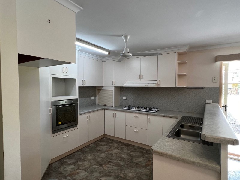 148 Miran Khan Drive, Armstrong Beach QLD 4737