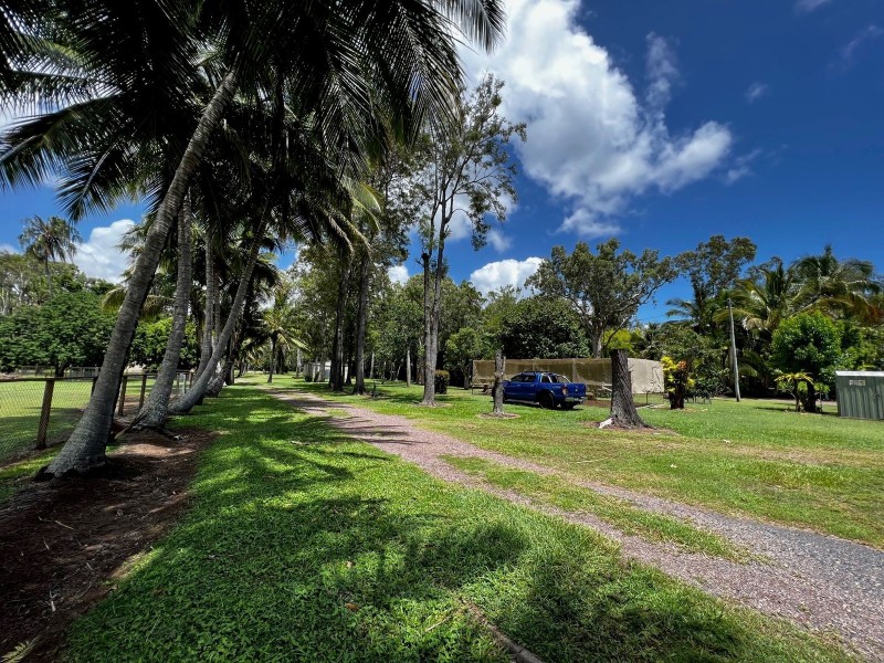 148 Miran Khan Drive, Armstrong Beach QLD 4737