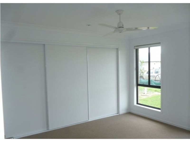 14 Huron Crescent, Andergrove QLD 4740