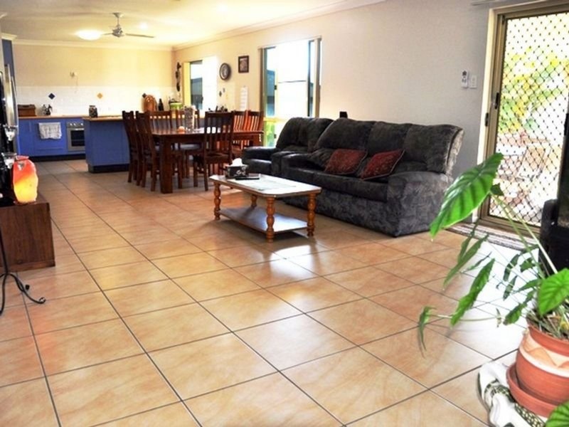 20 Brooksfield Drive, Sarina Beach QLD 4737