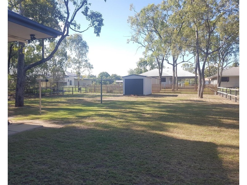 33 Mary Street, Nebo QLD 4742