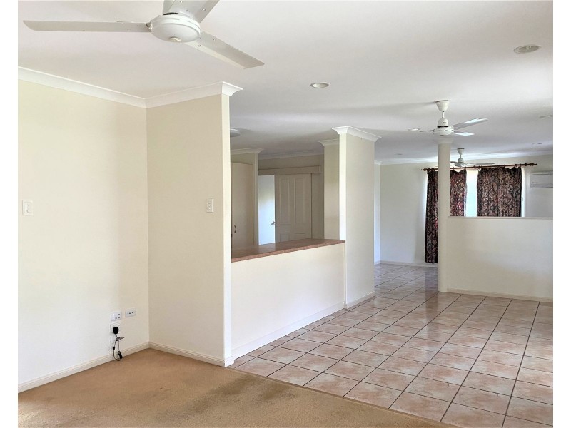 4 Rankin Court, Armstrong Beach QLD 4737