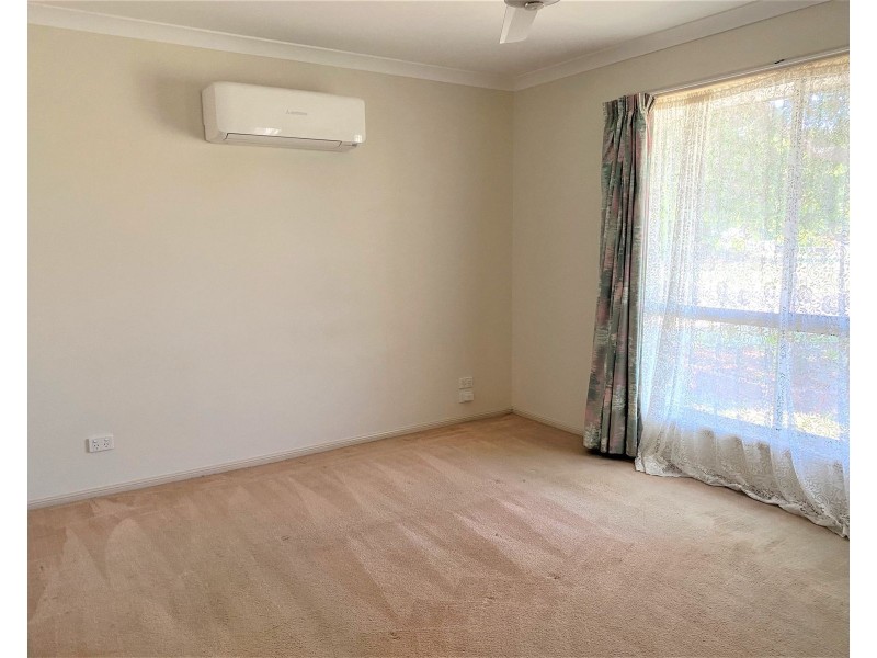 4 Rankin Court, Armstrong Beach QLD 4737