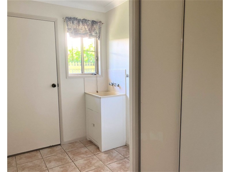 4 Rankin Court, Armstrong Beach QLD 4737