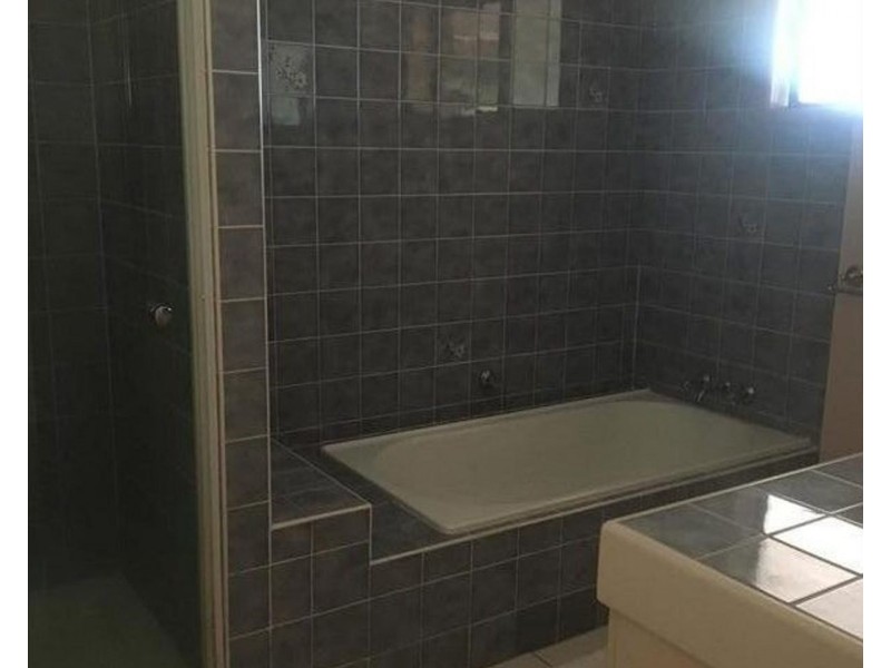 350 Hay Point Road, Alligator Creek QLD 4740