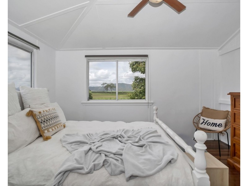 843 Munbura Road, Munbura QLD 4740
