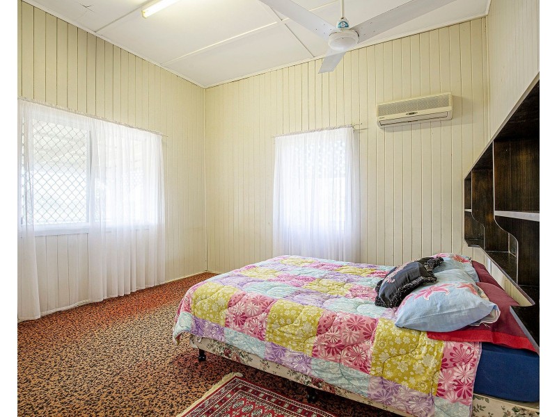 124 Milton Street, South Mackay QLD 4740