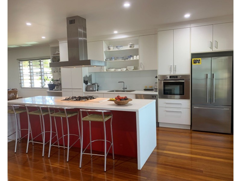 32 Poinciana Avenue, Seaforth QLD 4741