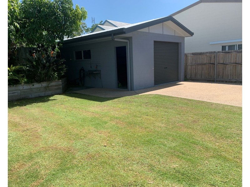 32 Poinciana Avenue, Seaforth QLD 4741