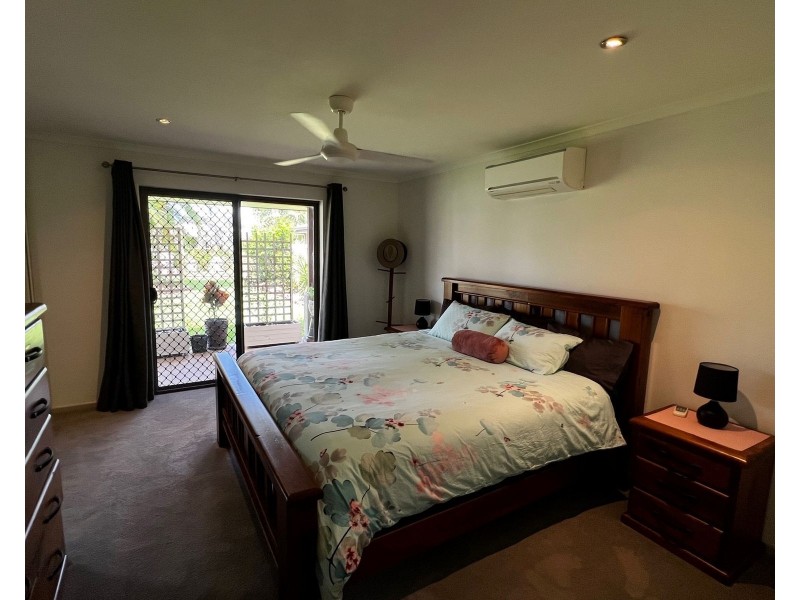 4 Lando Avenue, Sarina QLD 4737