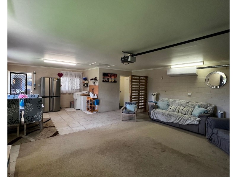 4 Lando Avenue, Sarina QLD 4737