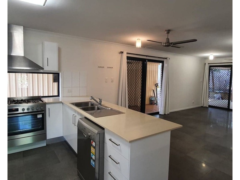 2 Maudsley Road, Sarina QLD 4737