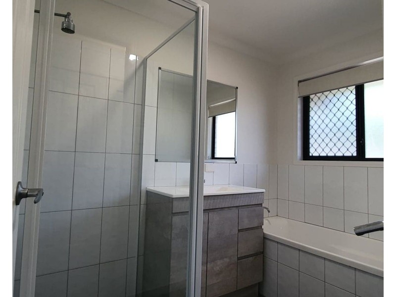 2 Maudsley Road, Sarina QLD 4737