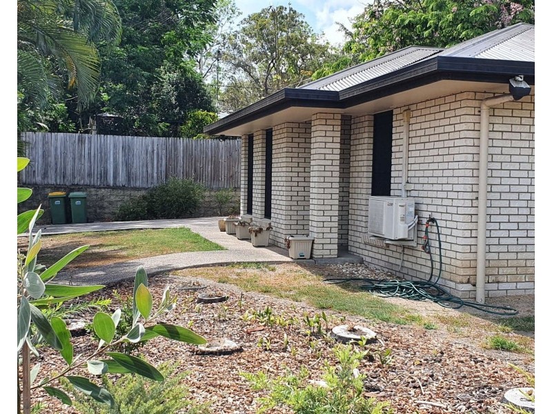 2 Maudsley Road, Sarina QLD 4737