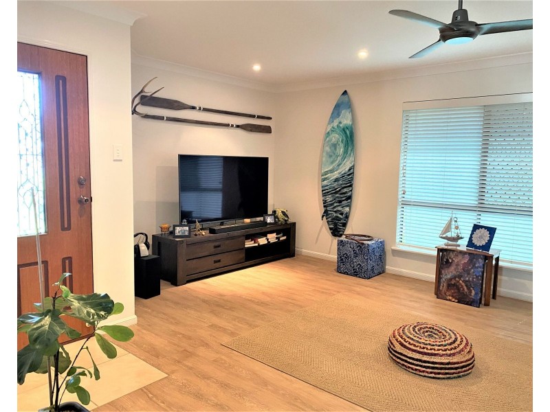 18 Swan Street, Armstrong Beach QLD 4737