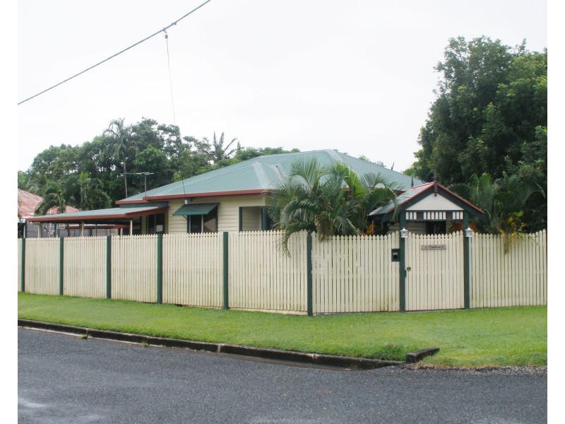 22 Donaldson Street, West Mackay QLD 4740