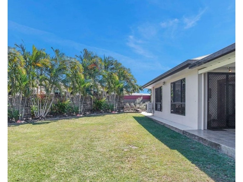 3 Carlow Close, Rural View QLD 4740