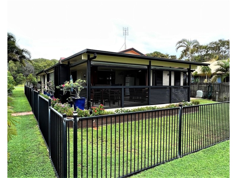 7 Zelma Street, Grasstree Beach QLD 4740
