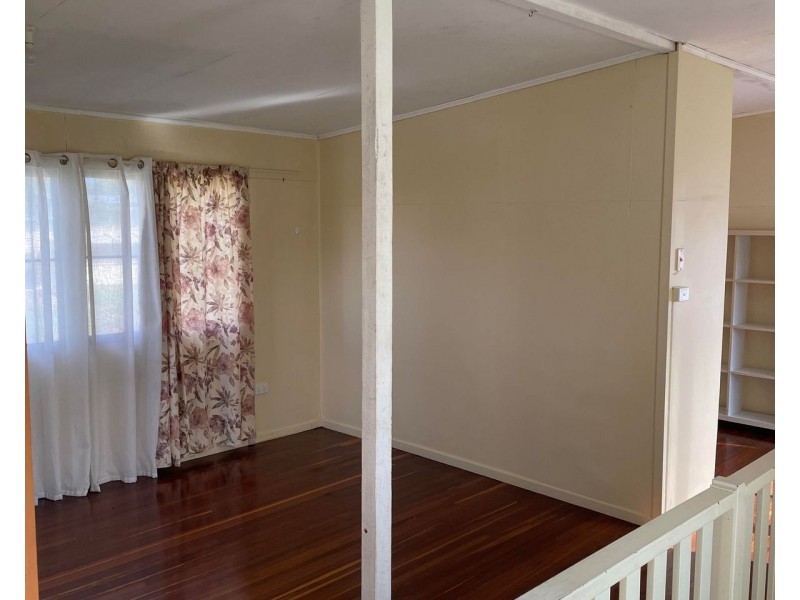 16 Owen Jenkins Drive, Sarina Beach QLD 4737