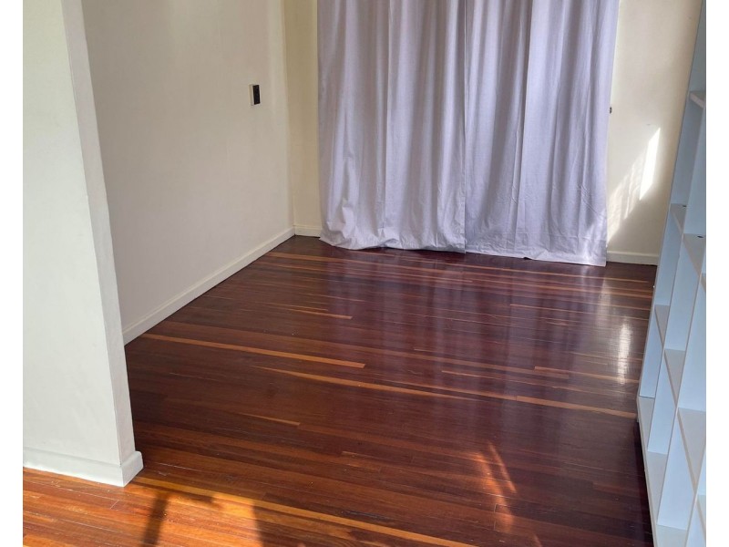 16 Owen Jenkins Drive, Sarina Beach QLD 4737