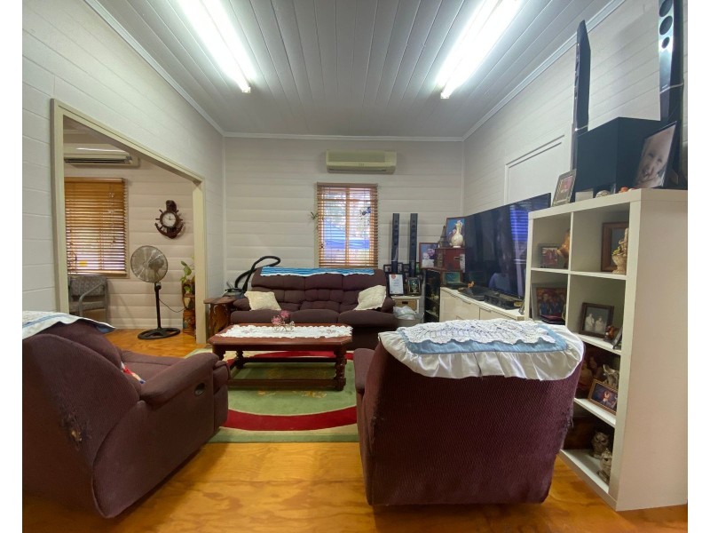 46 Oxford Street, Nebo QLD 4742