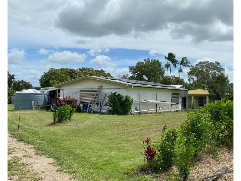 39 Carlton Road, Sarina QLD 4737