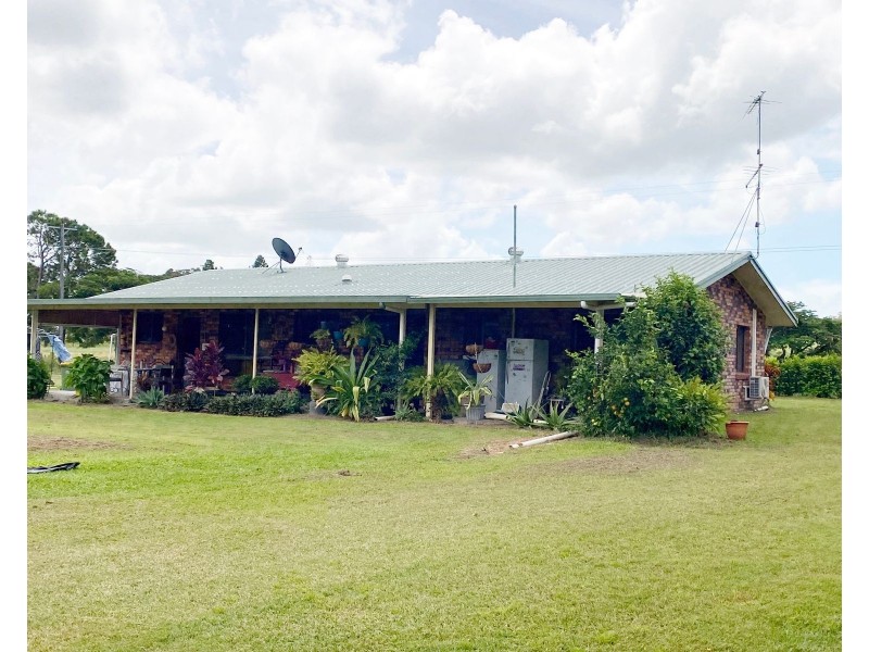 39 Carlton Road, Sarina QLD 4737