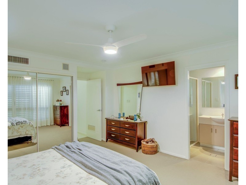 1/15 Hackett Court, Campwin Beach QLD 4737