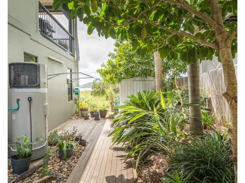 1/15 Hackett Court, Campwin Beach QLD 4737