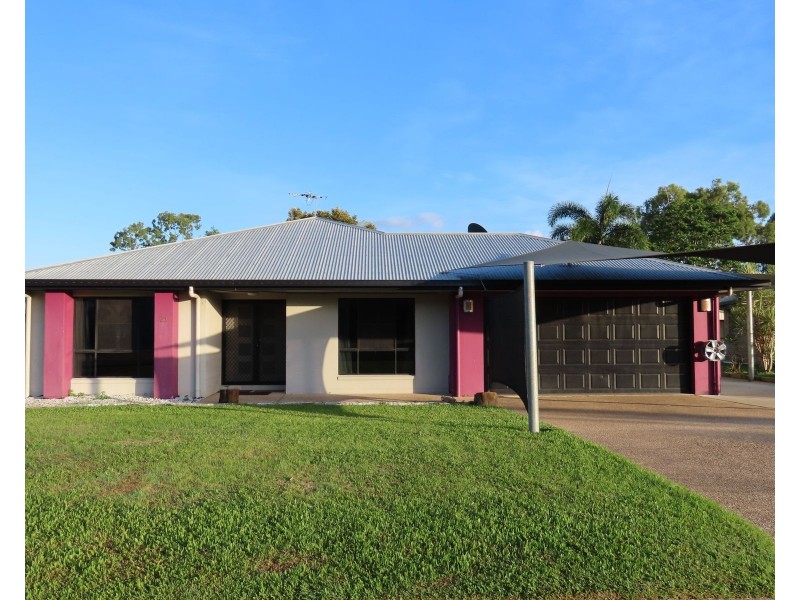 23 Murphy Street, Seaforth QLD 4741