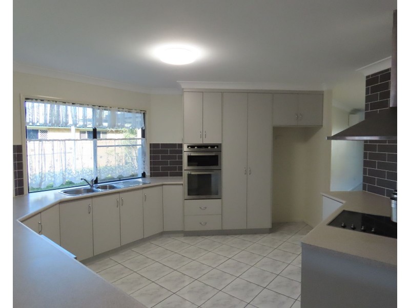 23 Murphy Street, Seaforth QLD 4741