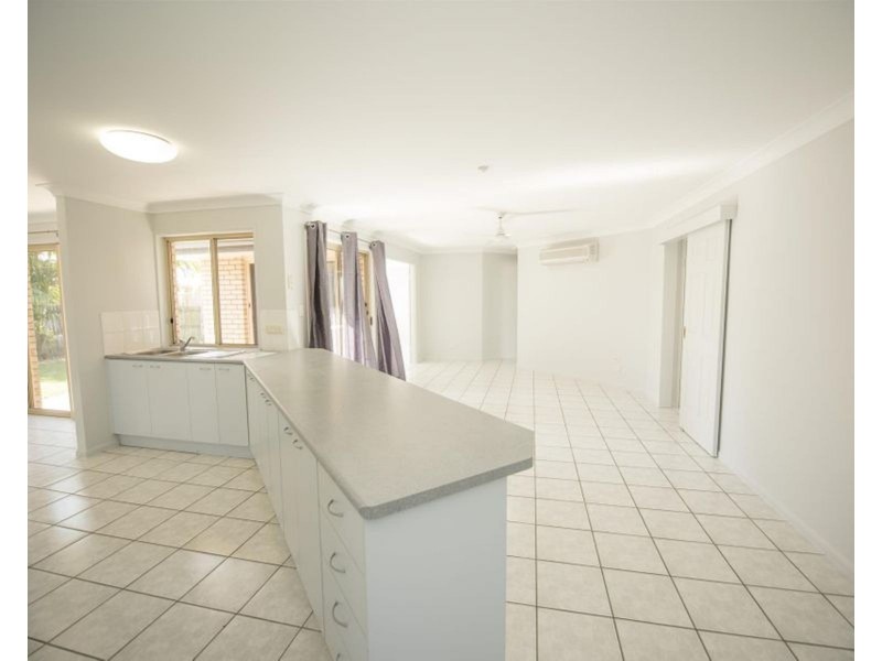 44 Adair Court, Rural View QLD 4740