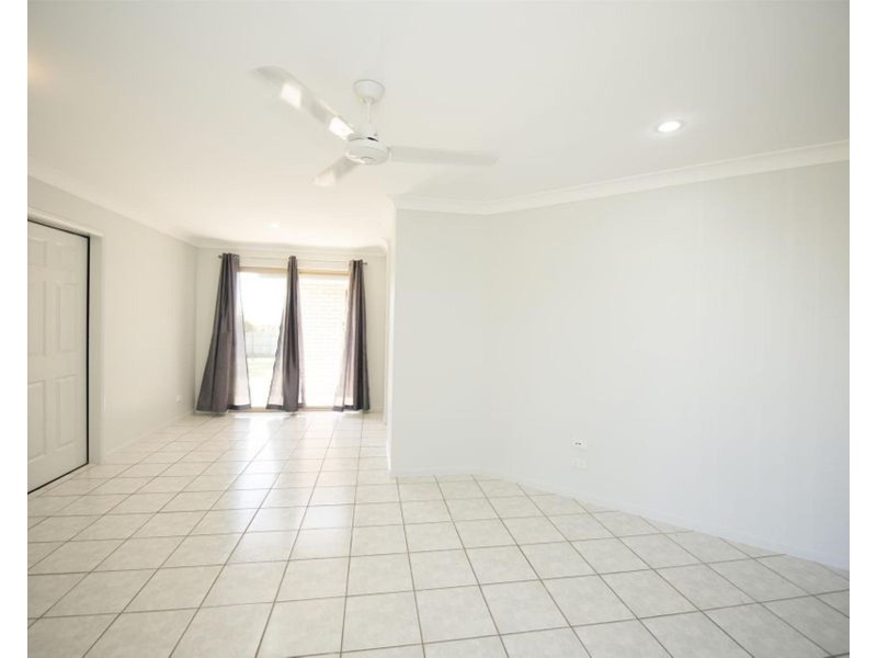 44 Adair Court, Rural View QLD 4740