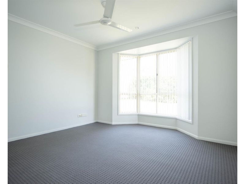 44 Adair Court, Rural View QLD 4740