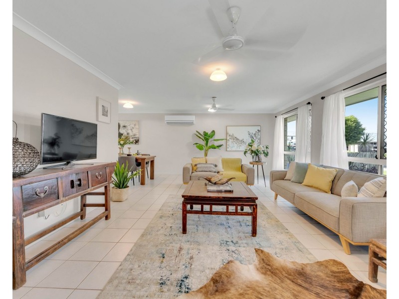 12 Botanical Drive, Ooralea QLD 4740