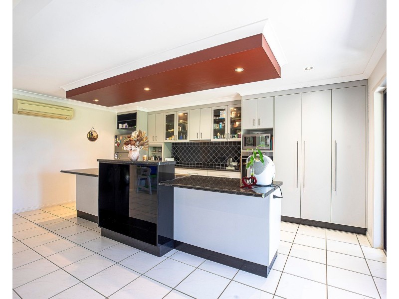 580 Cape Hillsborough Road, Cape Hillsborough QLD 4740