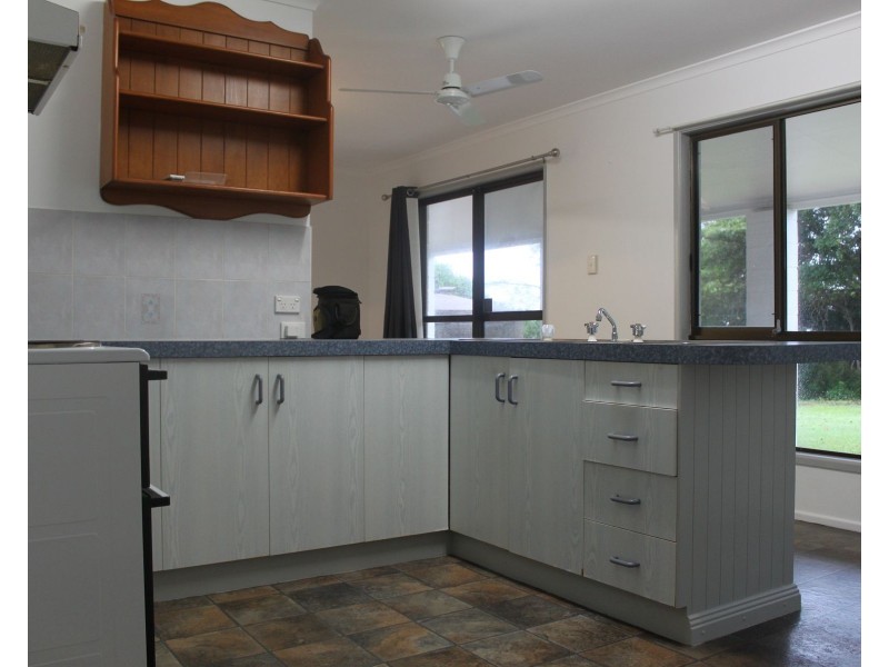 93 Rasmussen Avenue, Hay Point QLD 4740