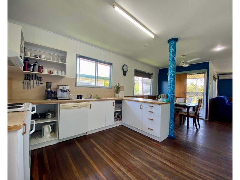 27 Brooks Road, Sarina QLD 4737