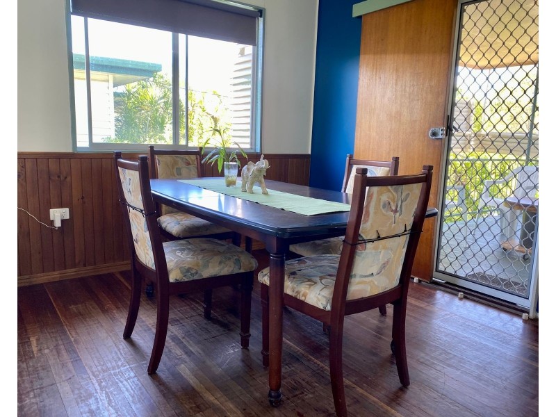 27 Brooks Road, Sarina QLD 4737