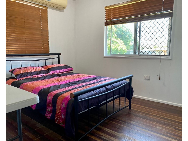 27 Brooks Road, Sarina QLD 4737