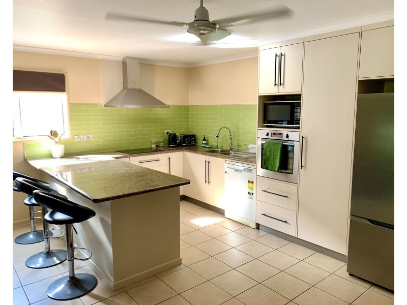 14 Hillside Drive, Grasstree Beach QLD 4740