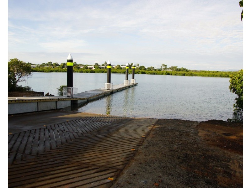 14 Hillside Drive, Grasstree Beach QLD 4740